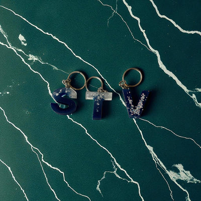 Personalized Resin Letter Keychain – Custom Black & Silver Initial Keyring | Handmade Gift for Her, Bridesmaid, Birthday, Wedding Favor