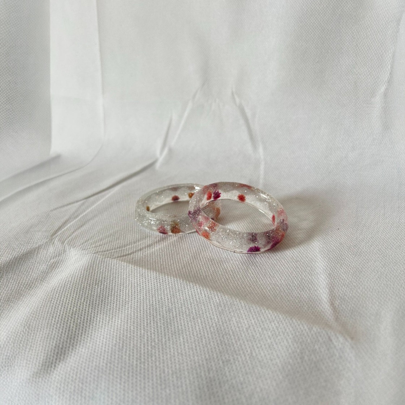 Set of 2 Transparent Resin Bangles – Filled with Real Preserved Flowers,Transparent Resin Jewelry  Preserved Flower Accessories ,