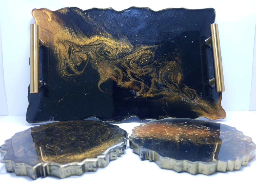 Handmade Resin Serving Tray. Perfect gifts for weddings / birthday / christmas / Mother’s Day / anniversary. Unique designs that you won’t find anywhere else!
