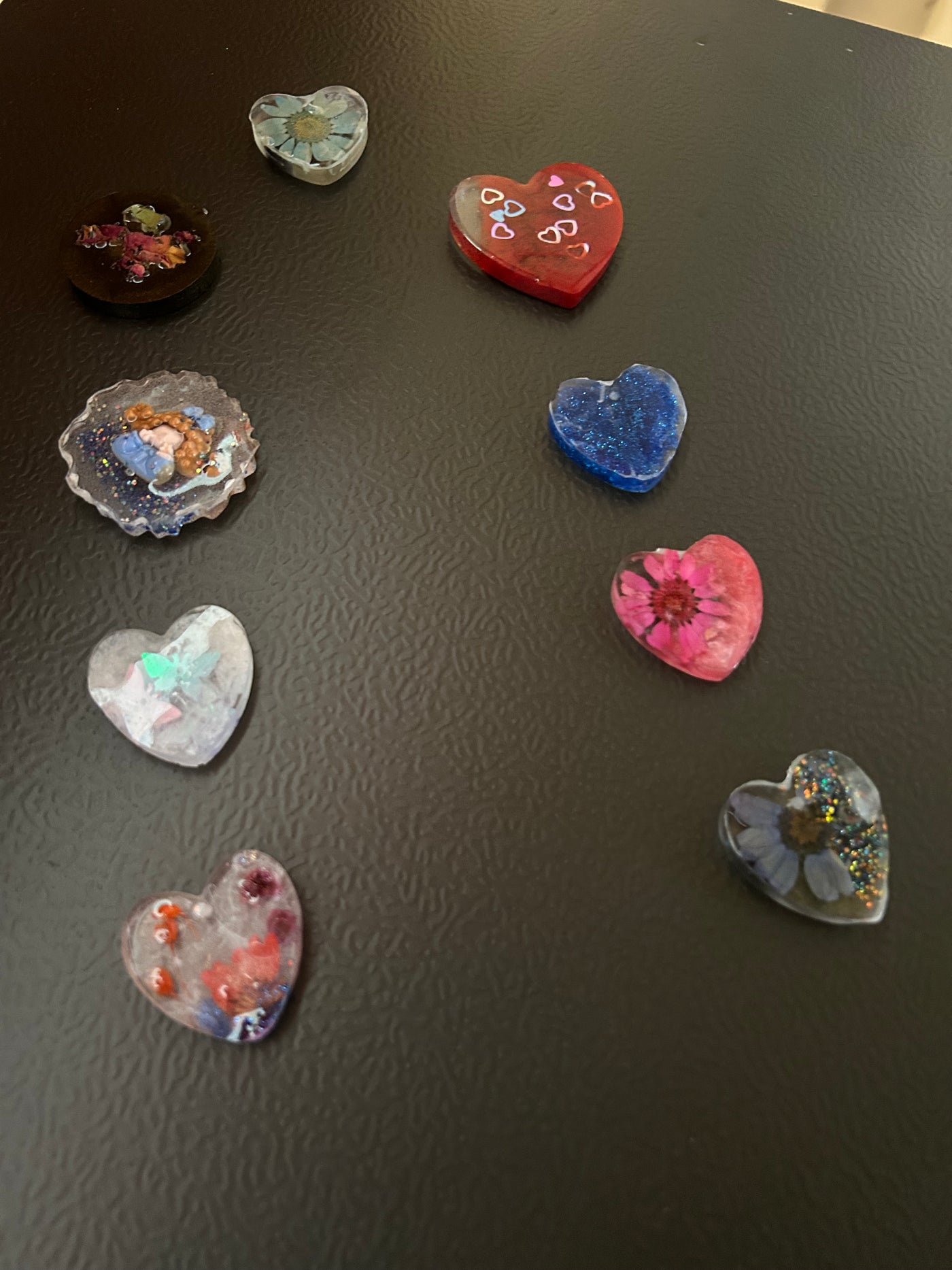 Handmade Resin Magnet Set – 9 Decorative Pieces heart shaped with Floral & Artistic Designs