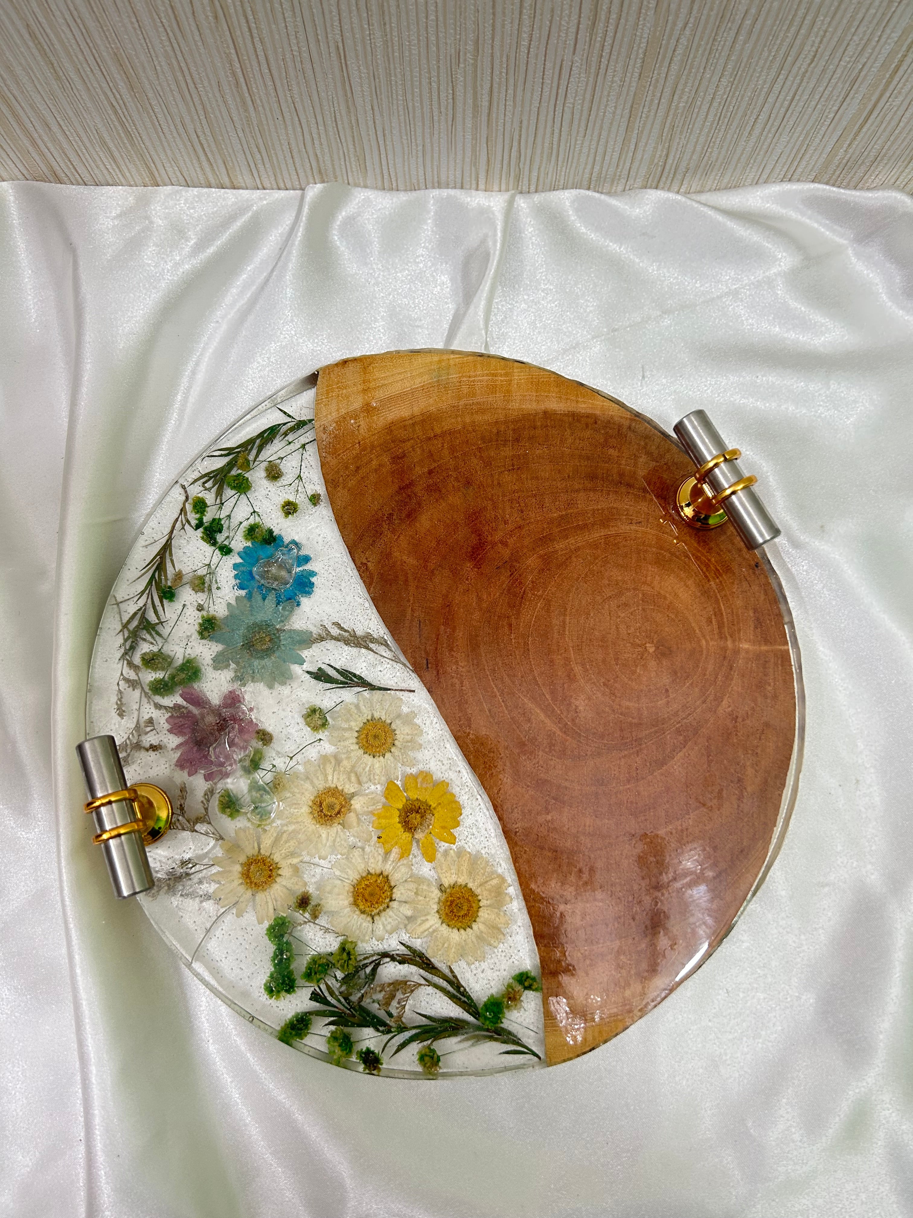 Handcrafted Round Epoxy Resin Tray half wood and half transparent with pressed flowers