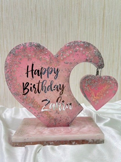 Personalized Heart-Shaped Resin Birthday Gift-Handmade resin art gift -Resin birthday decoration - Unique birthday gift for her