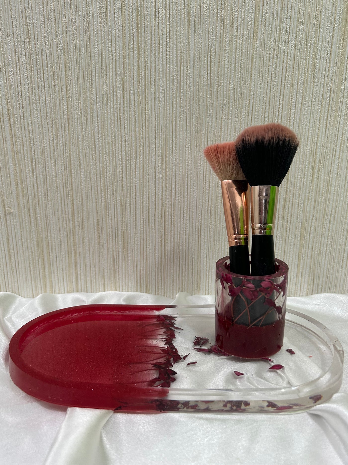 Resin Oval Trinket Tray half transparent filled with natural flowers | Epoxy Decorative Tray | Stylish Jewelry & Key Organizer |