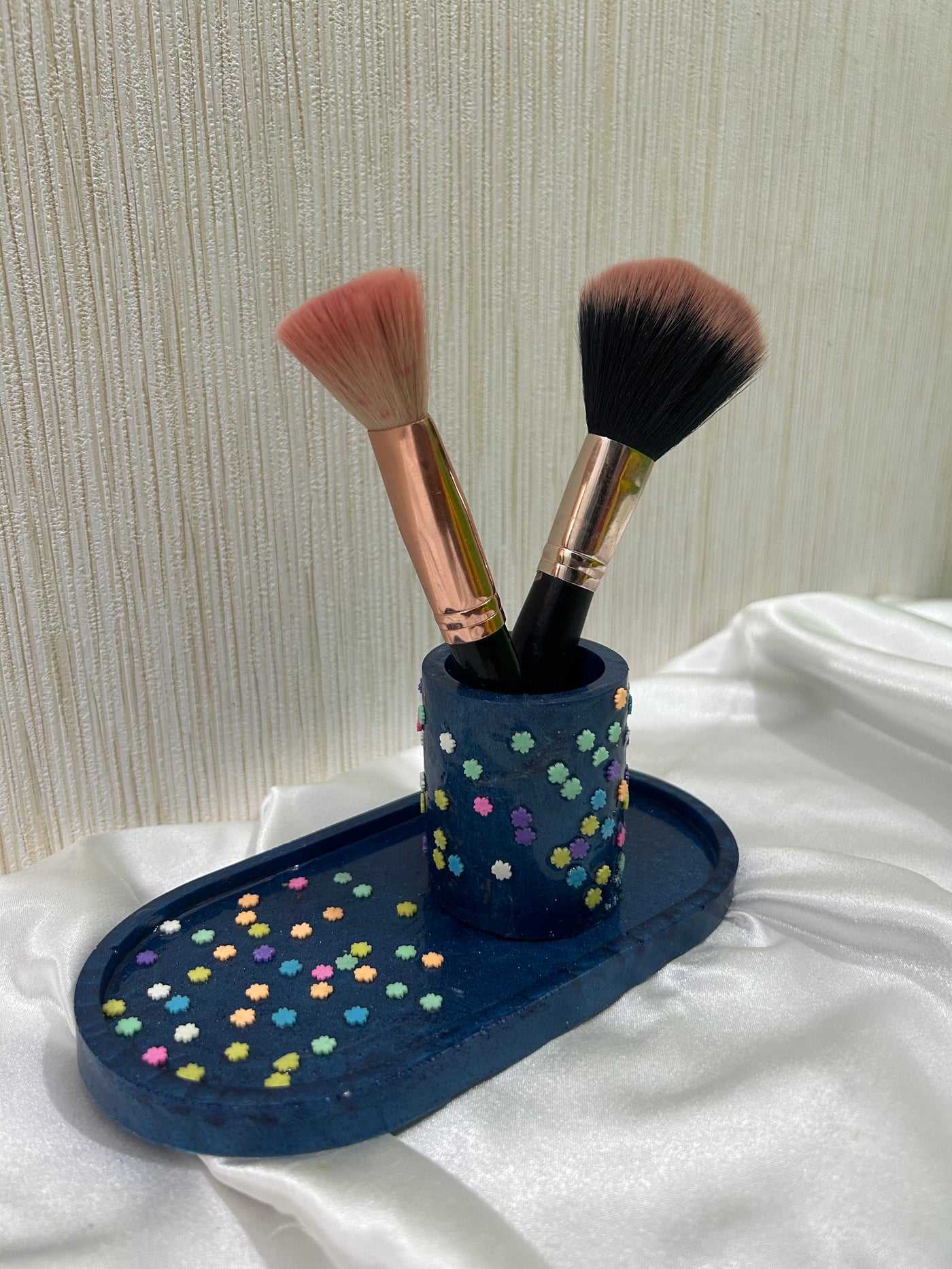 Blue Resin Oval Trinket Tray  with brush holder| Epoxy Decorative with multicolour stars Tray | Stylish Jewelry & Key Organizer
