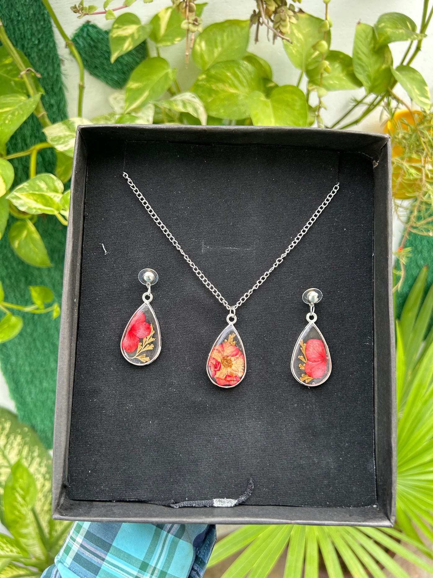 Handmade Resin Chain Locket & Earrings Set – Floral Design