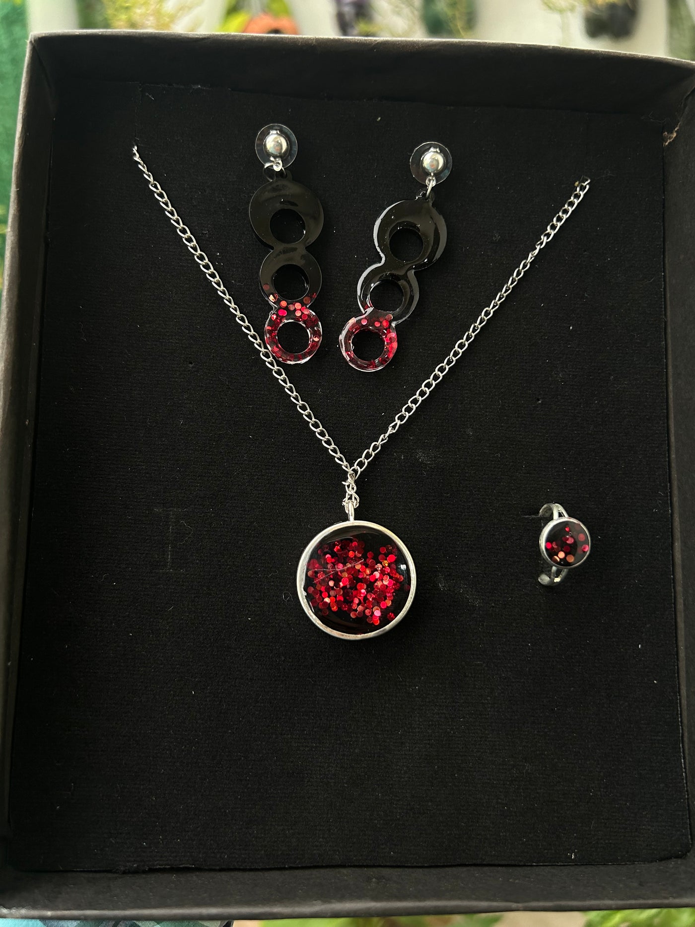 Jewelry Set – Chain Locket, Earrings & Ring