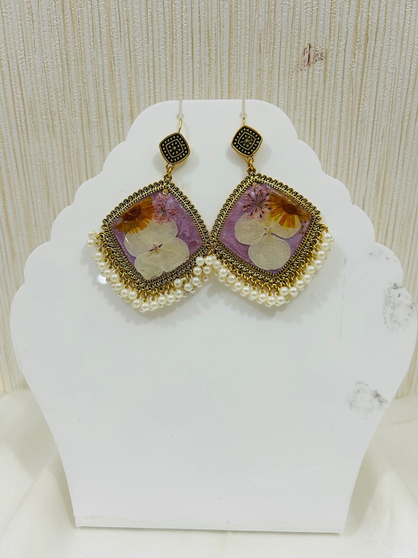 Handmade Resin Earrings with Motia & Mixed Flowers
