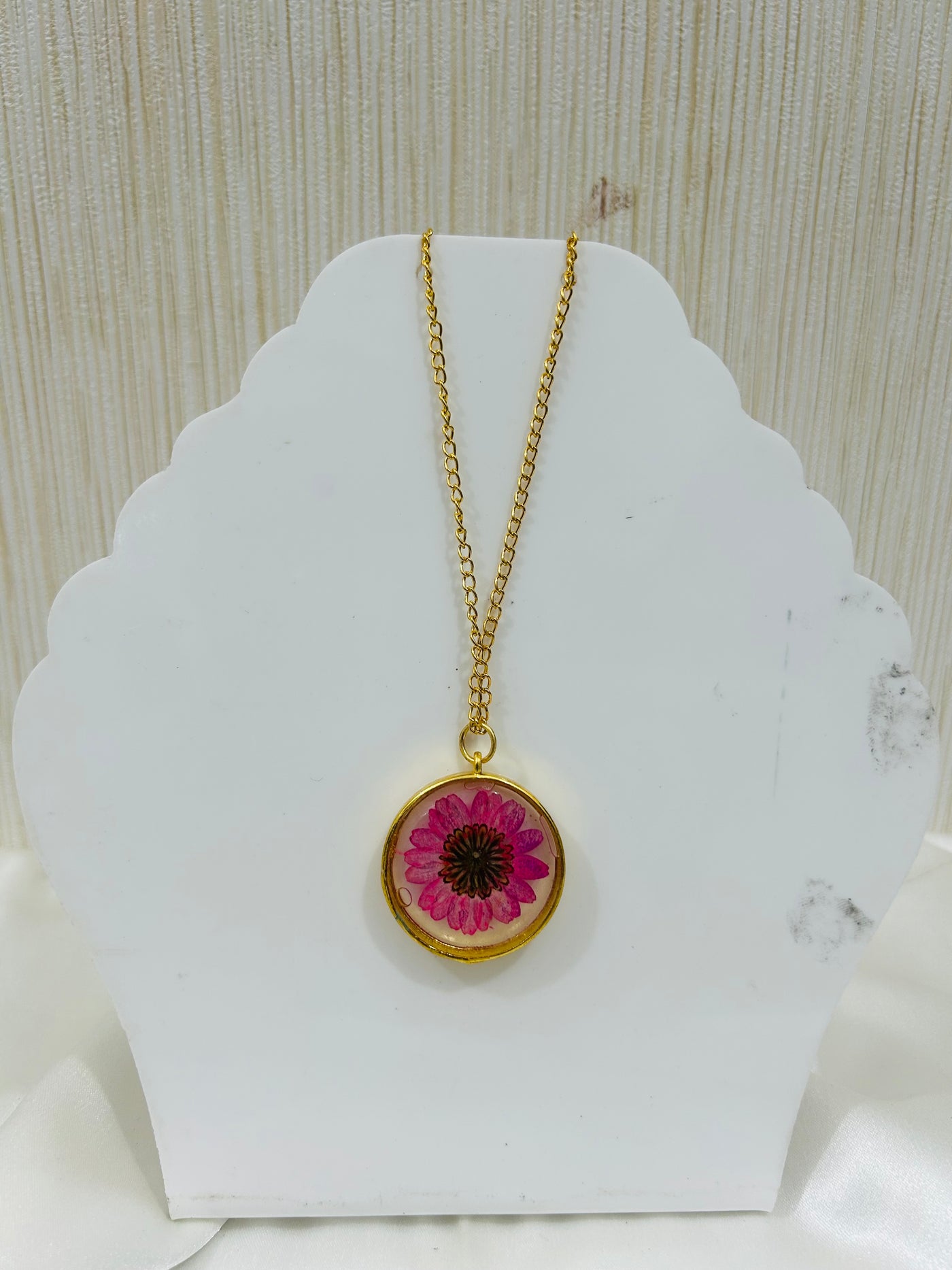 Handmade Resin Locket Chain with Real Flower