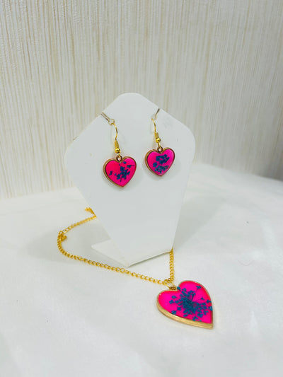 ❤️ Heart Shape Resin Jewelry Set (Necklace & Earrings)