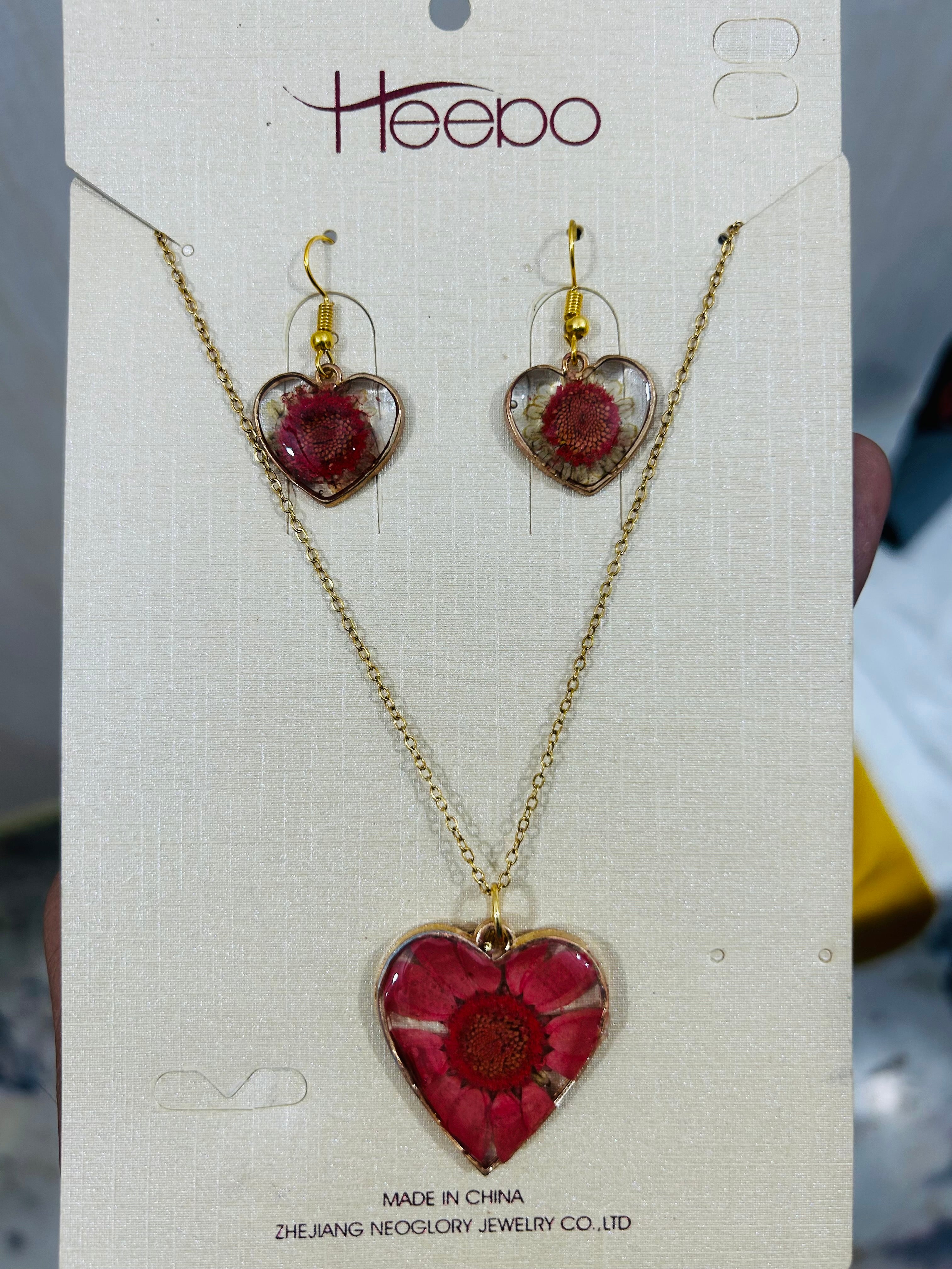 Elegant Heart Shape Chain Locket – Stylish & Trendy Jewelr