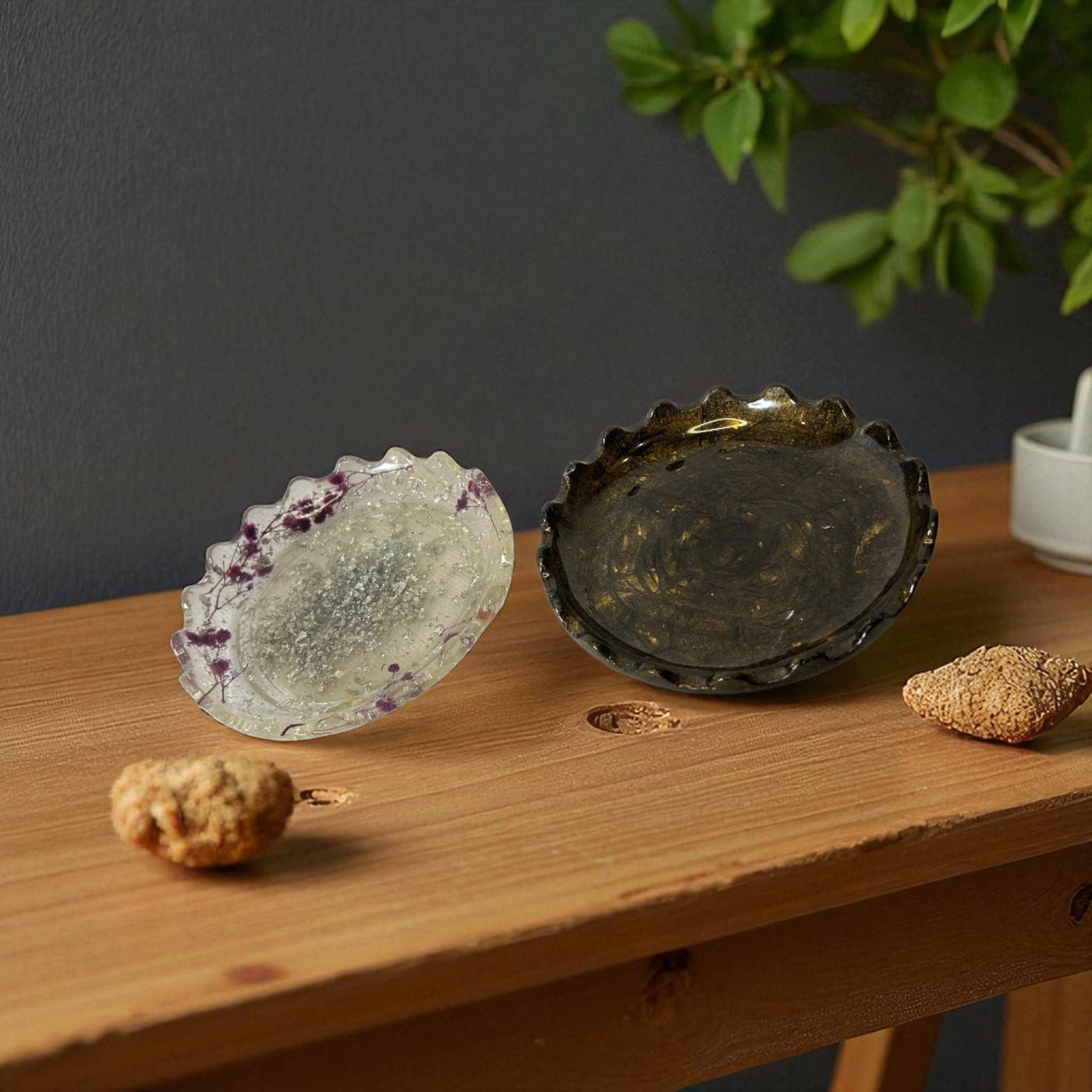 Real Flower two round trays for jewellery- House Warming,Wedding Bouquet preservation, round Dish, round Jewellery Tray, Resin Tray