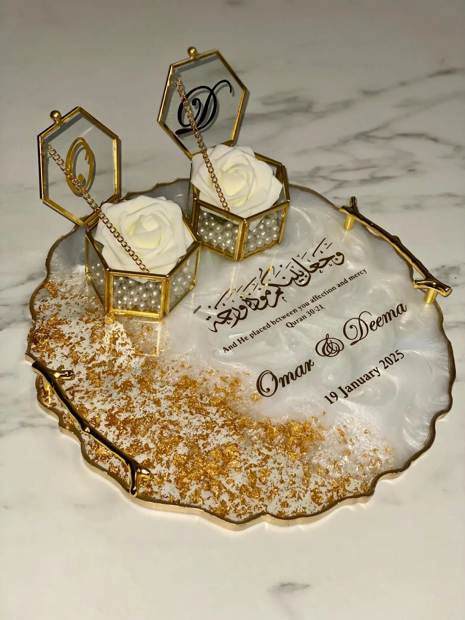 Round custom resin ring plate | Nikkah | Wedding | Personalise | Gift | Bespoke | Luxury | Home decor | Vanity Tray