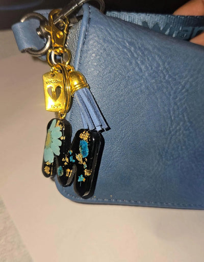 Elegant Floral Resin Letter Keychain with Gold Flakes – Personalized Initial Keyring | Handmade Gift for Her, Bag Charm, or Car Accessory